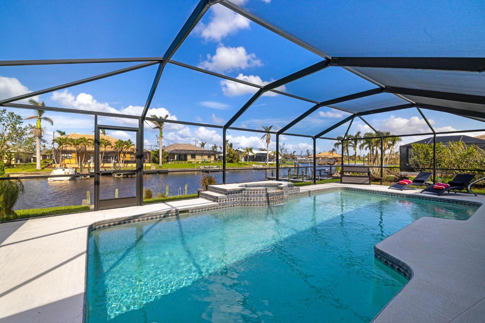 Fully Remodeled Electric-Heated Pool Home On Gulf-Access Canal - Villa Sunny 珊瑚角 外观 照片